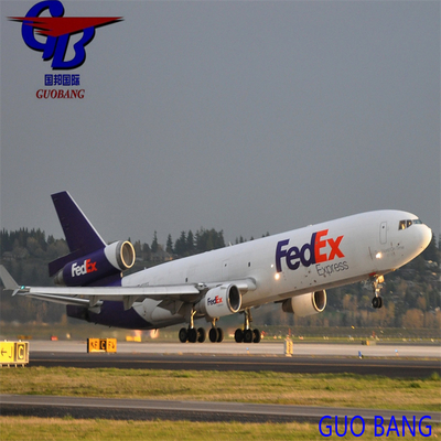Onze Tracking Service 24 uur per dag Express verzending van naar Italië met deur tot deur service via FedEx/DHL/UPS
